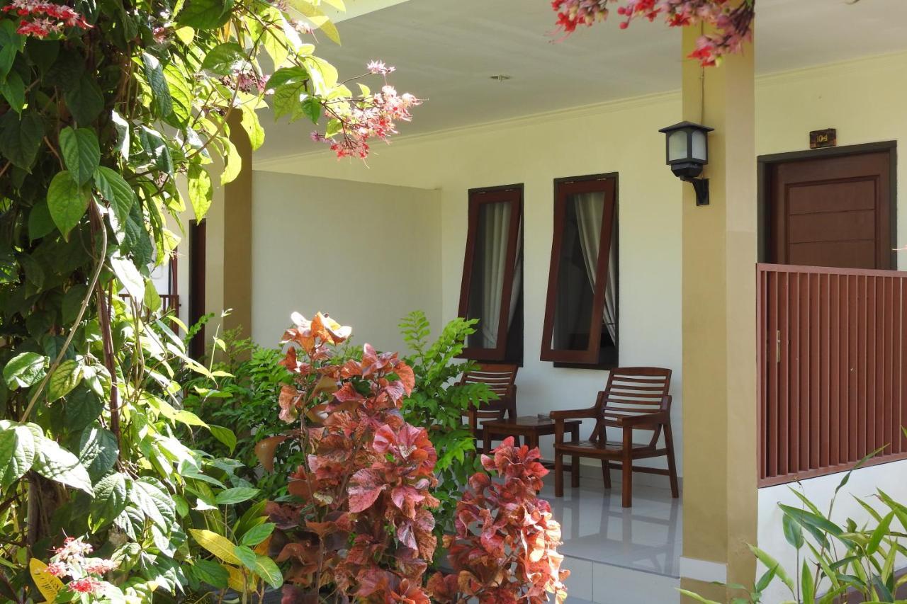 D'Batur Hotel Senggigi Exterior foto