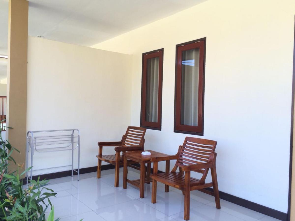 D'Batur Hotel Senggigi Exterior foto