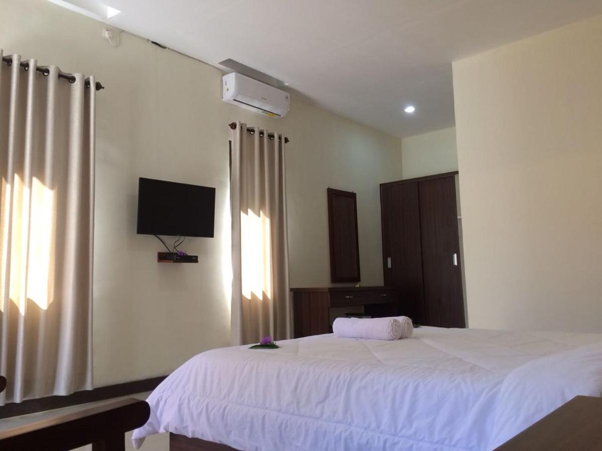 D'Batur Hotel Senggigi Exterior foto