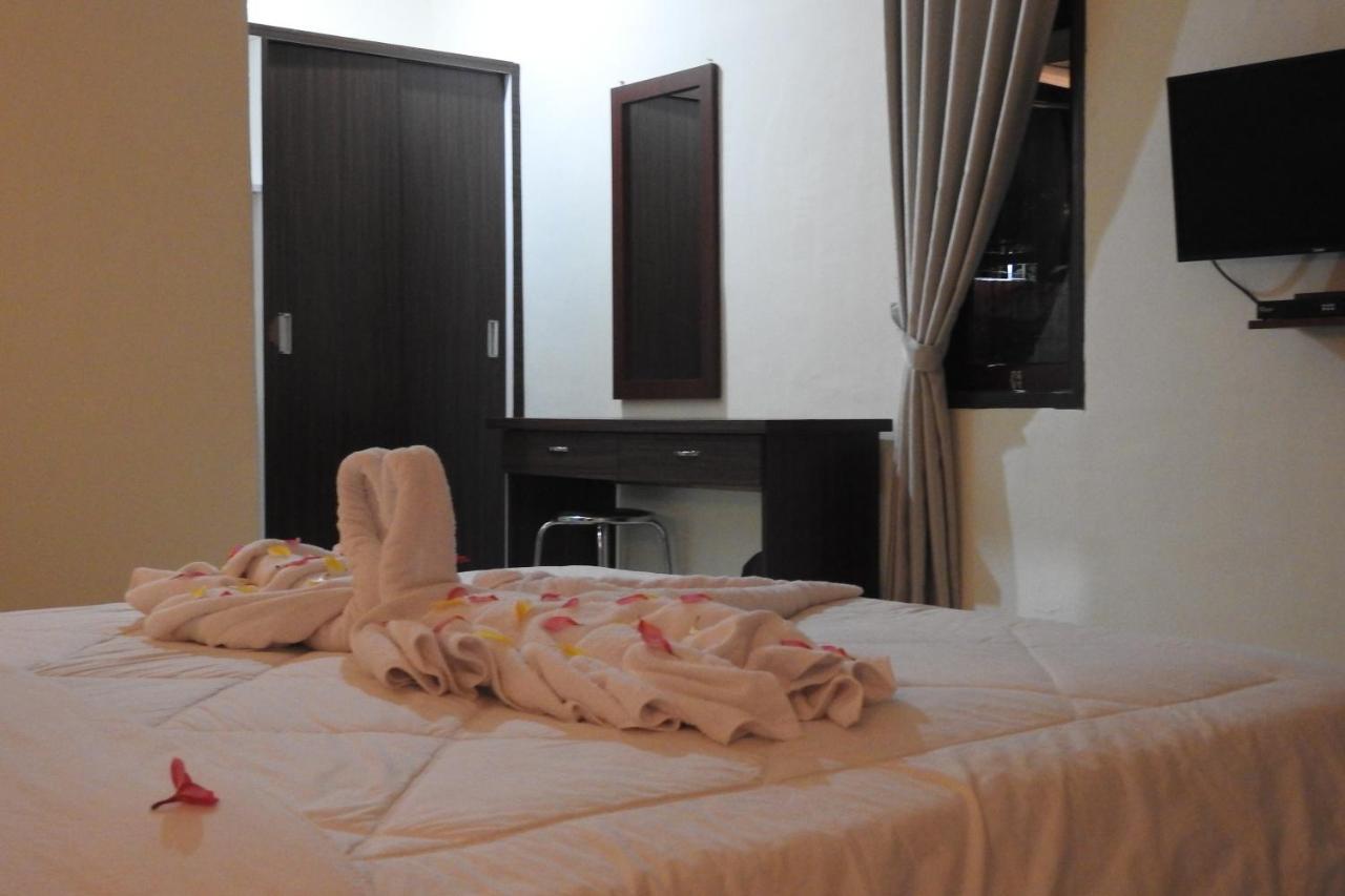 D'Batur Hotel Senggigi Exterior foto