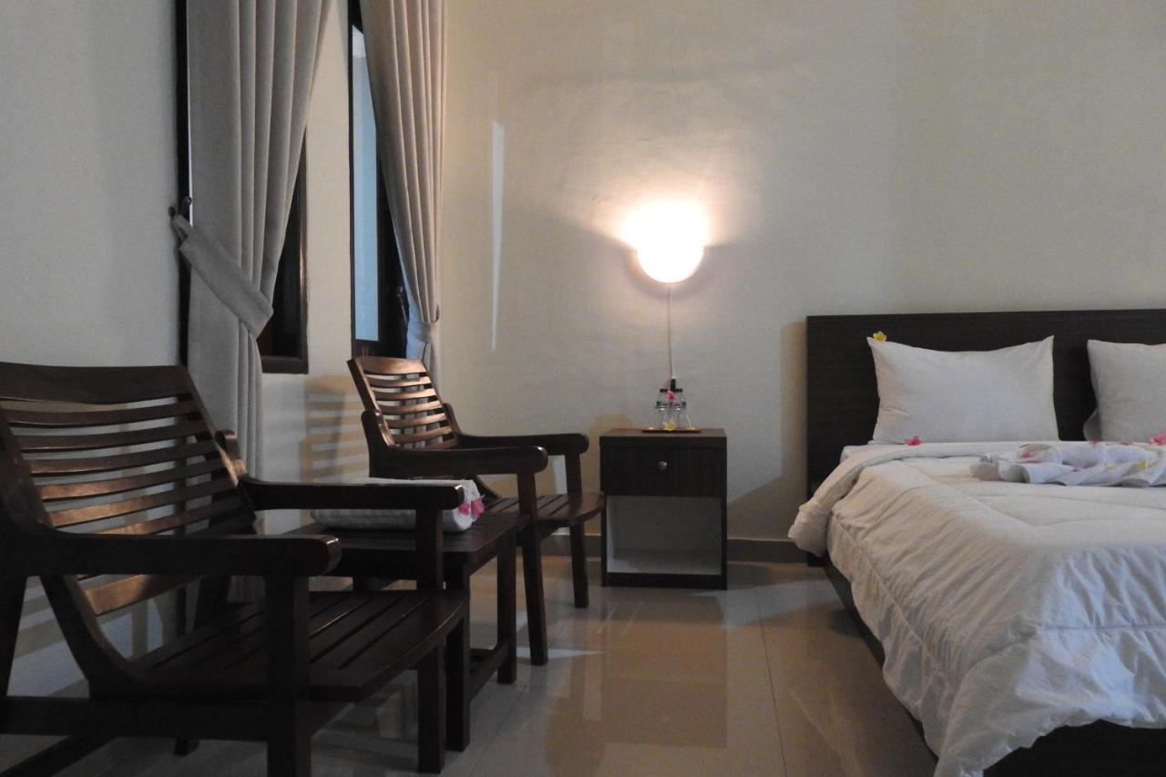 D'Batur Hotel Senggigi Exterior foto