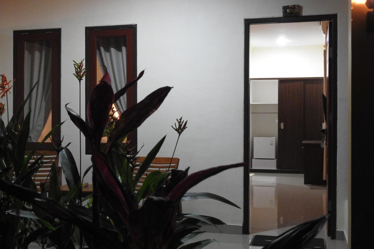 D'Batur Hotel Senggigi Exterior foto