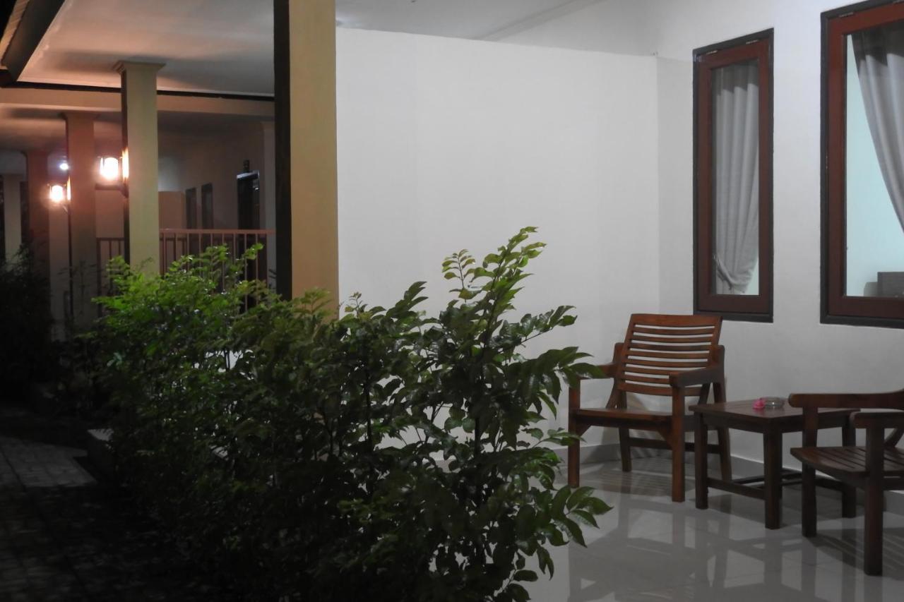 D'Batur Hotel Senggigi Exterior foto