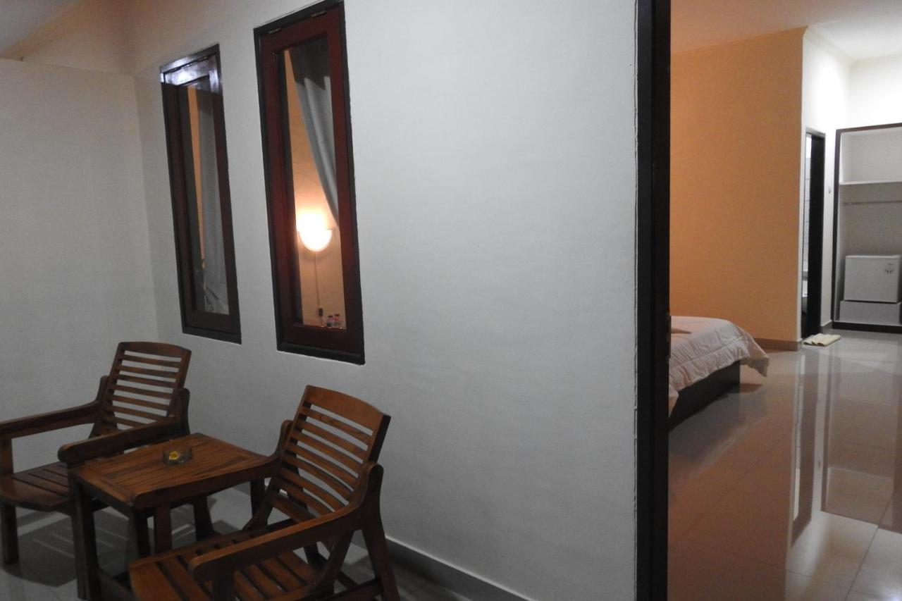D'Batur Hotel Senggigi Exterior foto
