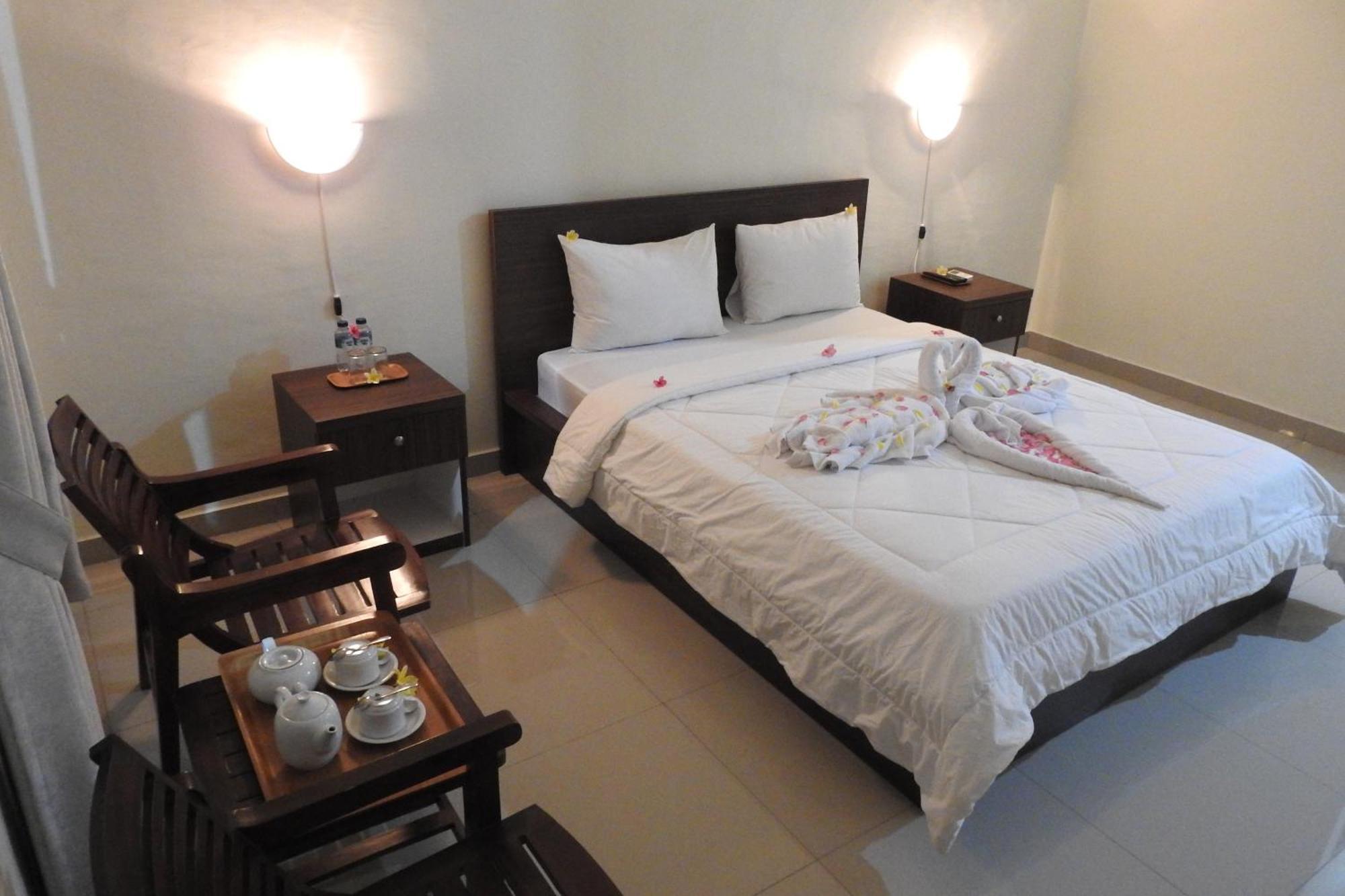 D'Batur Hotel Senggigi Habitación foto